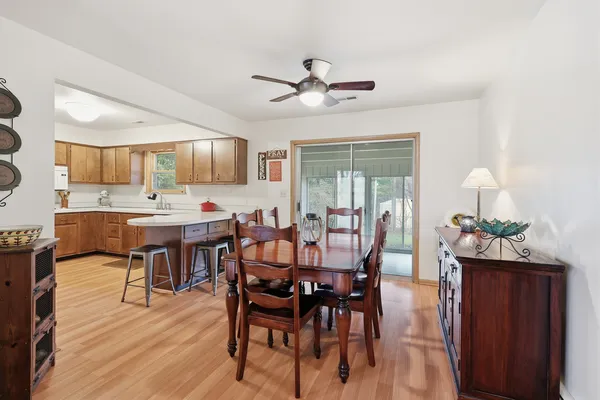 $300,000 | 27668 West Luana Lane, Ingleside, IL 60041