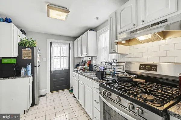 $550,000 | 348 East Derry Road, Hershey, PA 17033