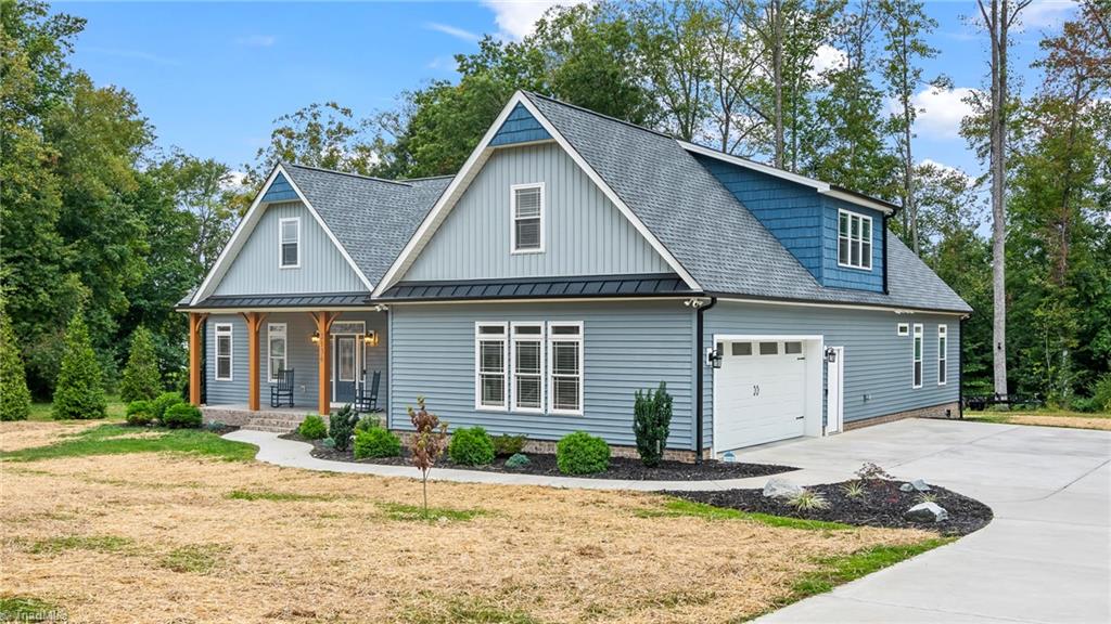 2136 Darrow Road Winston-Salem, NC 27101 - Photo 3 of 50 Gallery Image 3