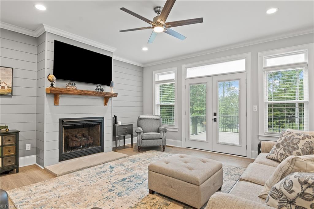 2136 Darrow Road Winston-Salem, NC 27101 - Photo 8 of 50 Gallery Image 8