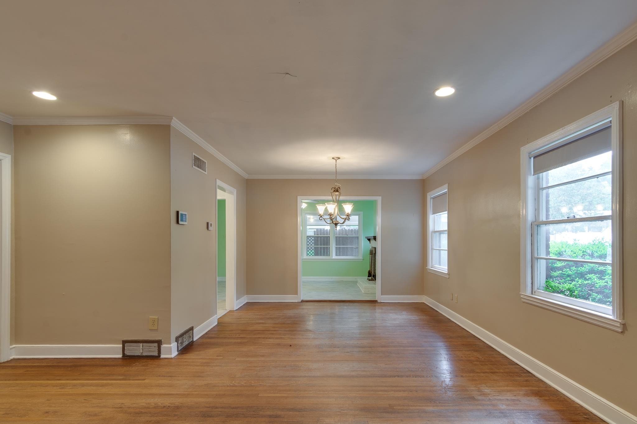1134 Dearing Road Memphis, TN 38117 - Photo 3 of 30