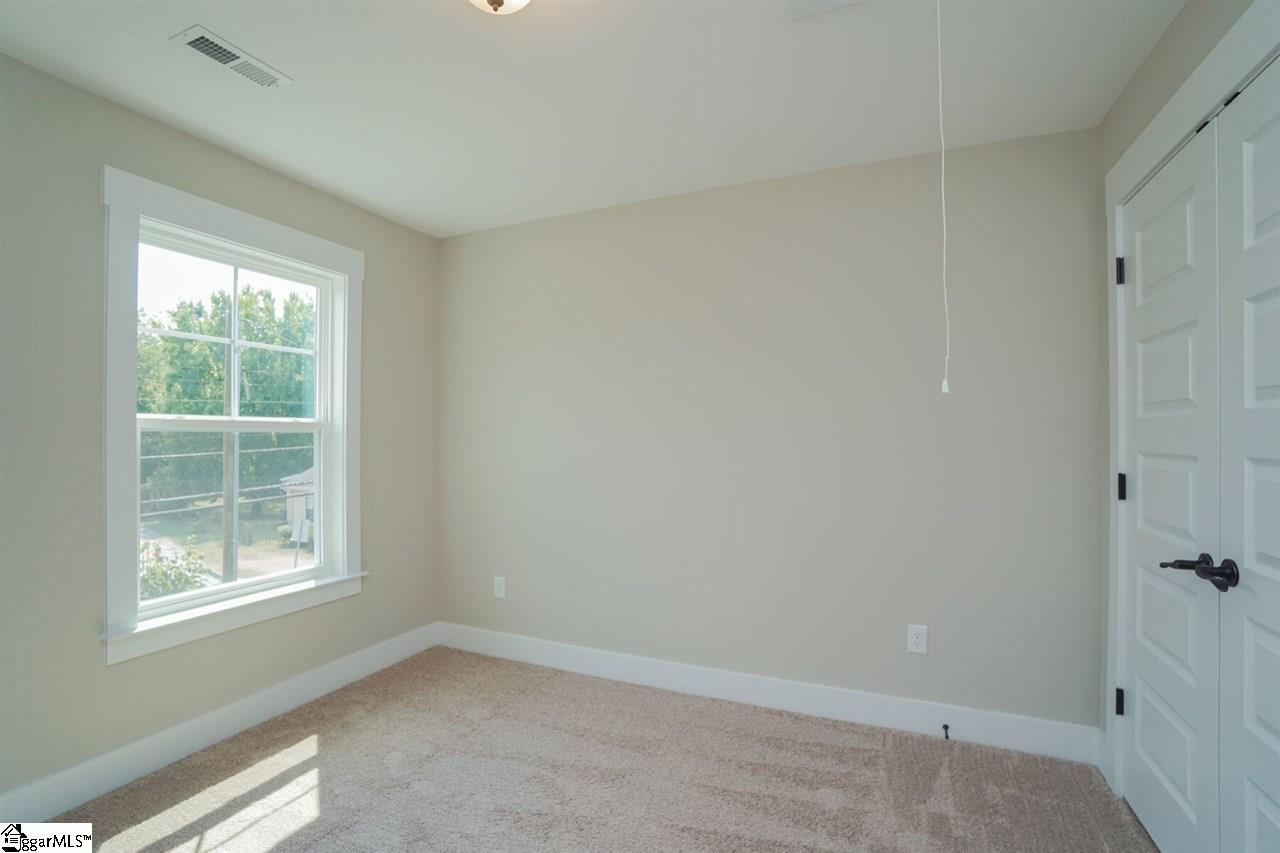 330 Ackley Road Greenville, SC 29607 - Photo 22 of 26