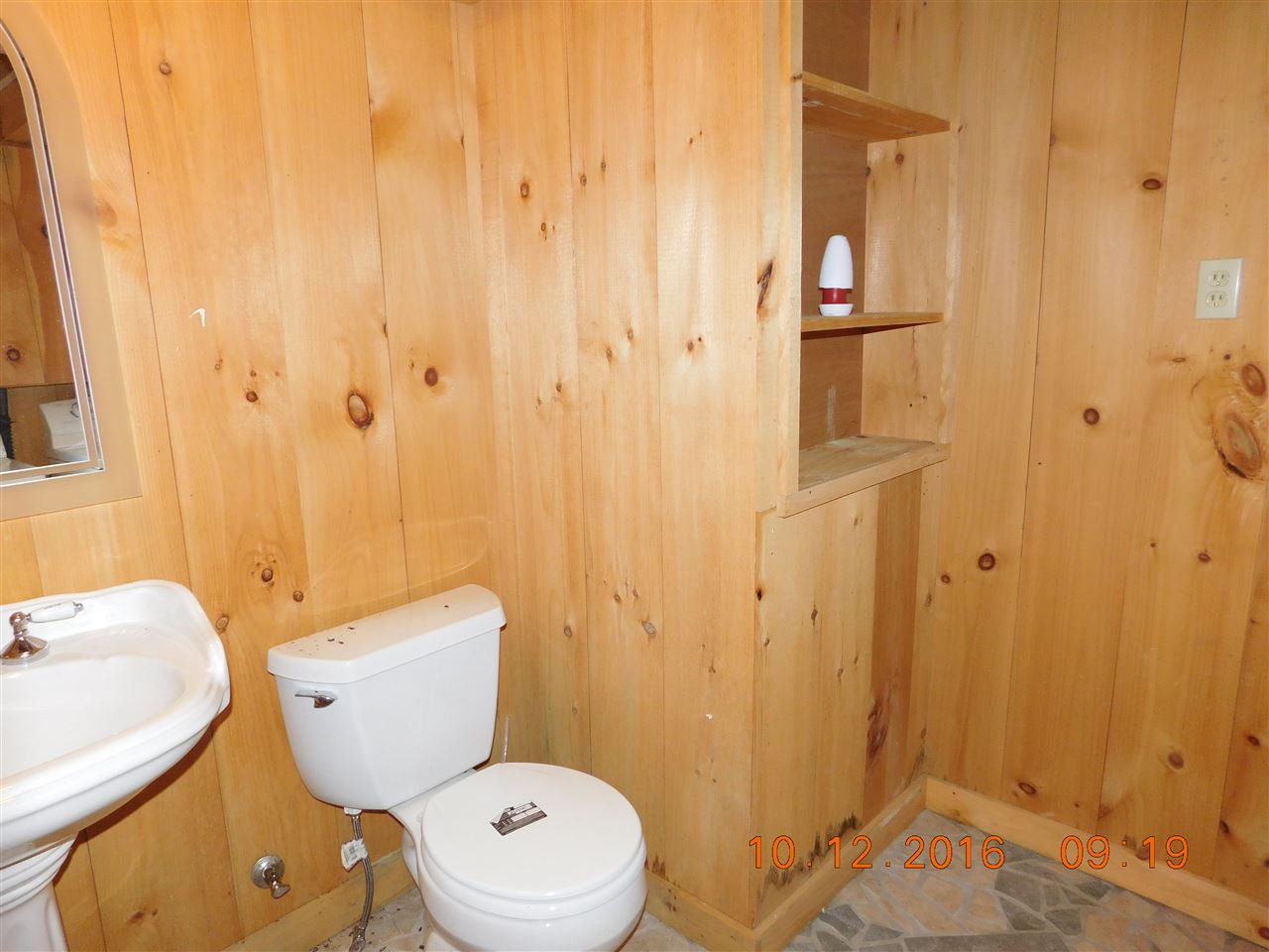 9 Spruce Grove Road, Unit 223 Wilmington, VT 05363 - Photo 10 of 17 Gallery Image 10