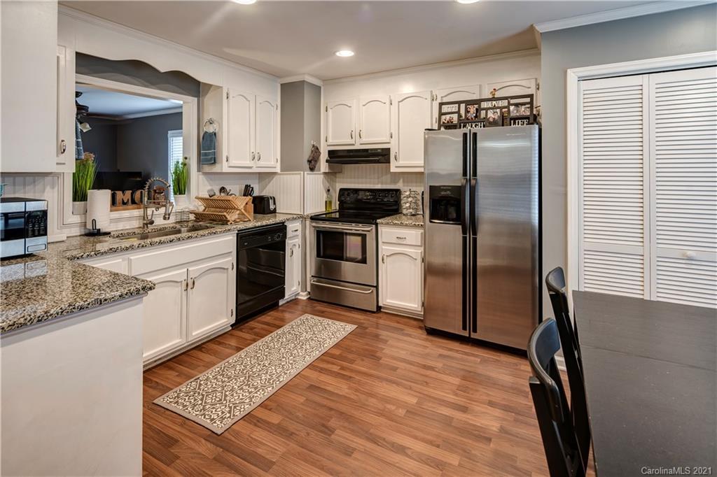 324 Gaither Road Belmont, NC 28012 - Photo 8 of 28 Gallery Image 8
