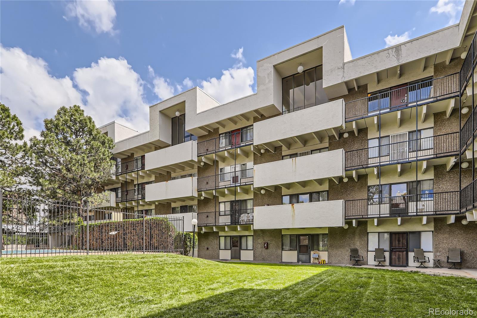 384 South Ironton Street, Unit 408 Aurora, CO 80012 - Photo 2 of 20