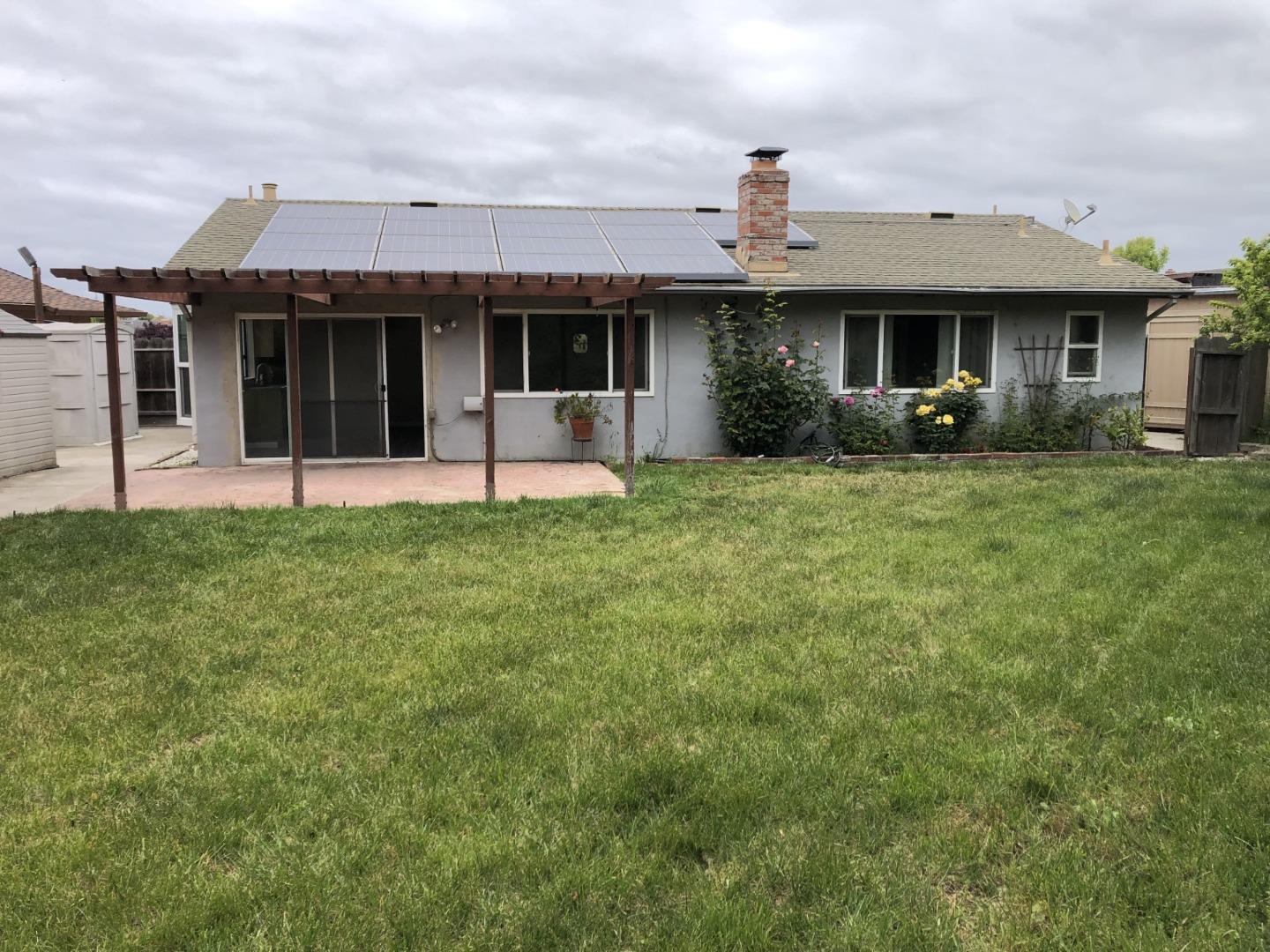 13375 Taft Circle Salinas, CA 93906 - Photo 10 of 18 a front view of a house with a garden