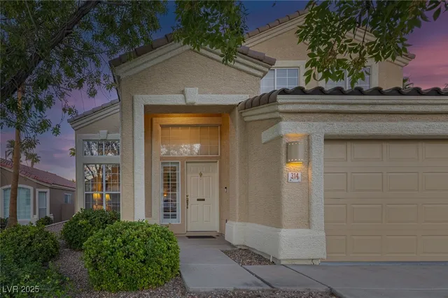 $875,000 | 314 Dazzling Terrace, Henderson, NV 89012