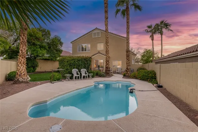 $875,000 | 314 Dazzling Terrace, Henderson, NV 89012