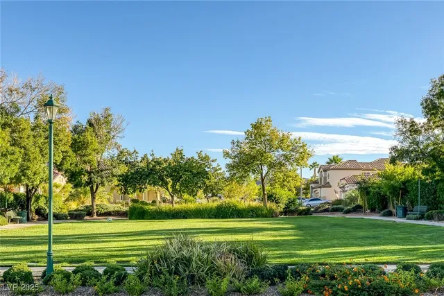 $875,000 | 314 Dazzling Terrace, Henderson, NV 89012