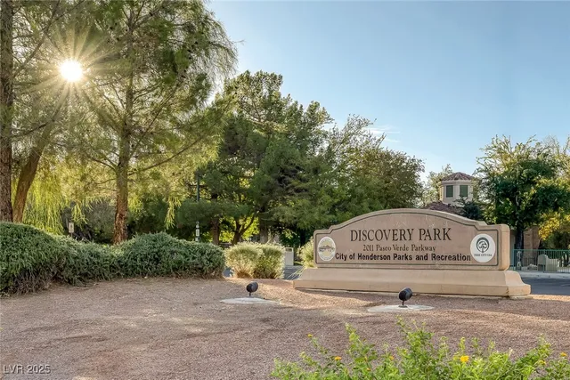 $875,000 | 314 Dazzling Terrace, Henderson, NV 89012