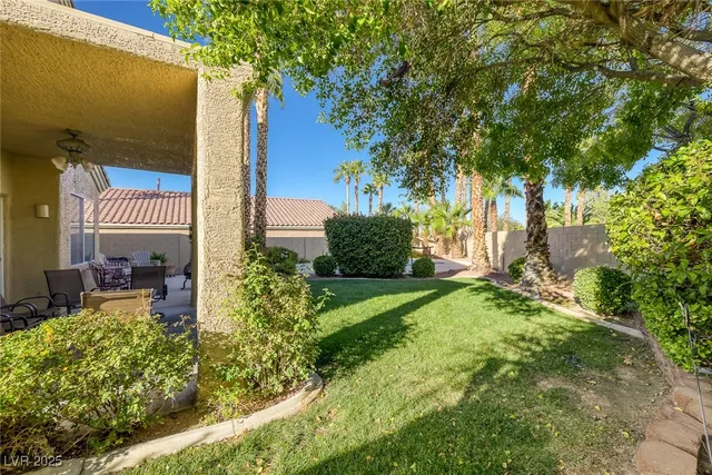 $875,000 | 314 Dazzling Terrace, Henderson, NV 89012