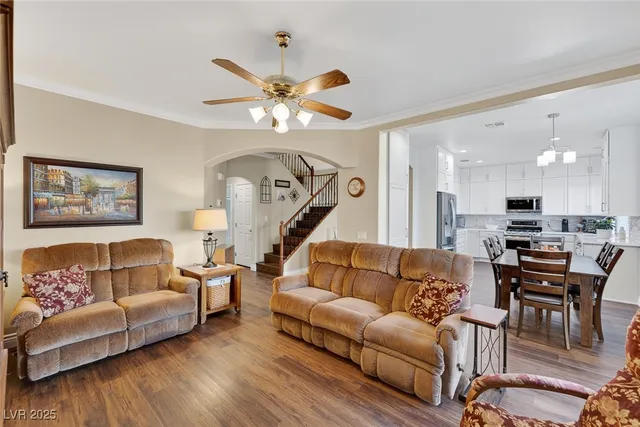 $875,000 | 314 Dazzling Terrace, Henderson, NV 89012