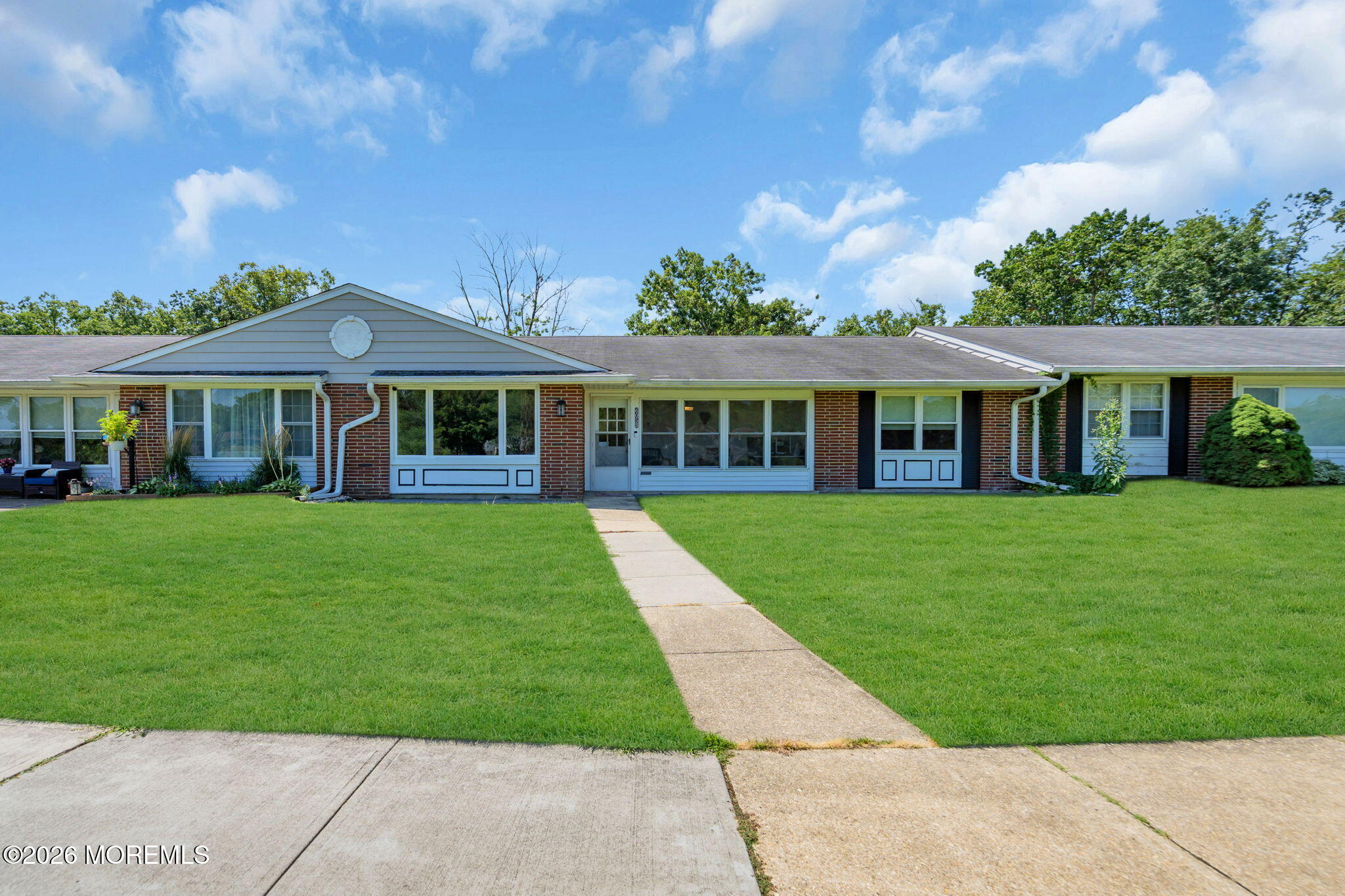 605B Lake Point Drive, Unit B Lakewood, NJ 08701 - Photo 4 of 74 4-web-or-mls-DSC08952-1