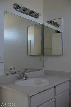 $1,250 | 1662 North Lamont Street, Unit 102, Las Vegas, NV 89115