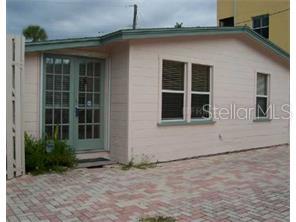 417 Beach Road, Unit 12 Sarasota, FL 34242 - Photo 1 of 1
