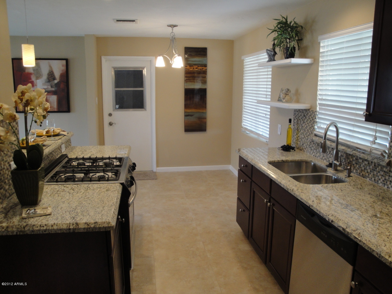 2315 West Osborn Road Phoenix, AZ 85015 - Photo 8 of 18 Kitchen 5