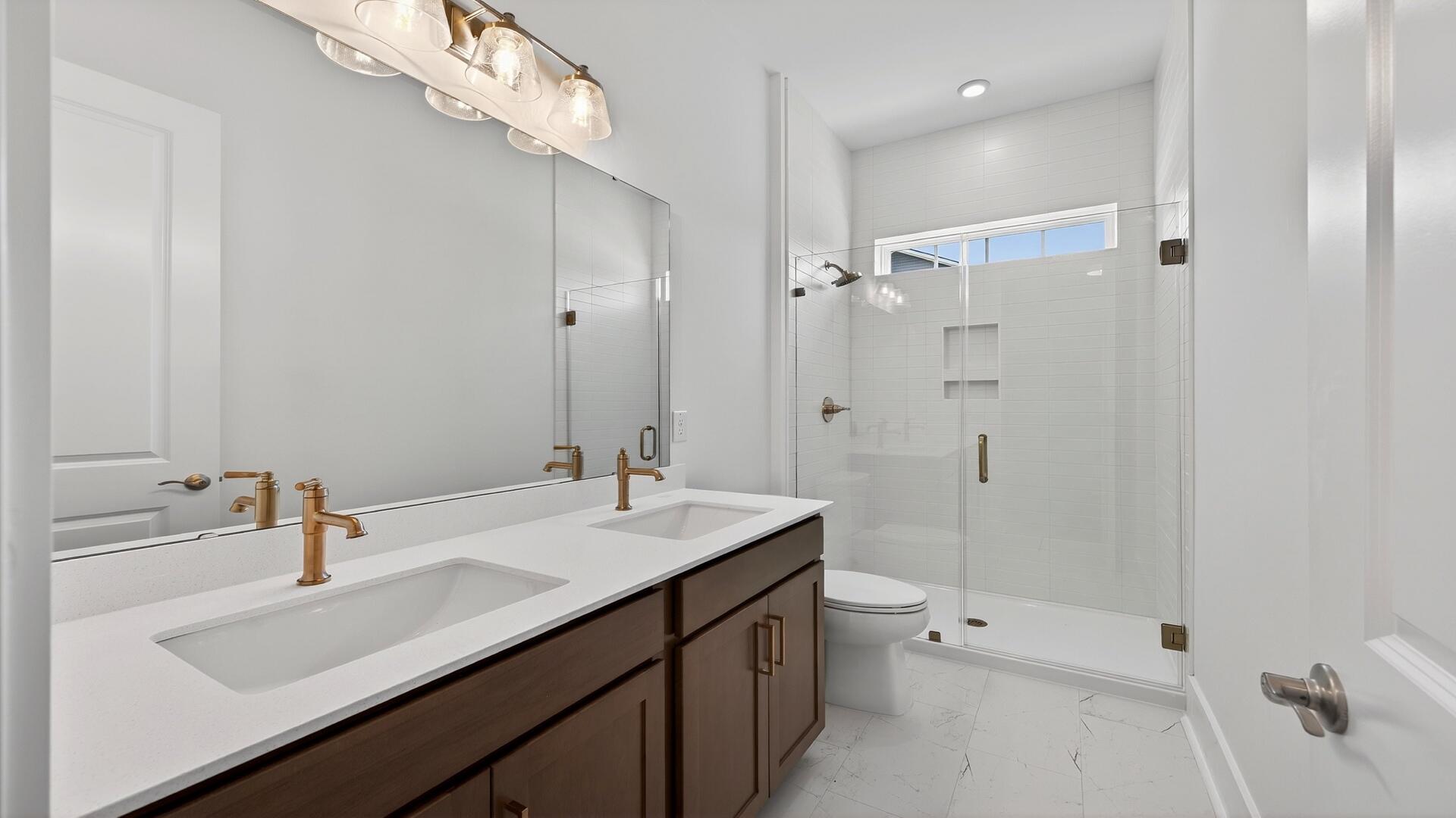 504 Ocean Mist Way Summerville, SC 29486 - Photo 3 of 17 Bathroom