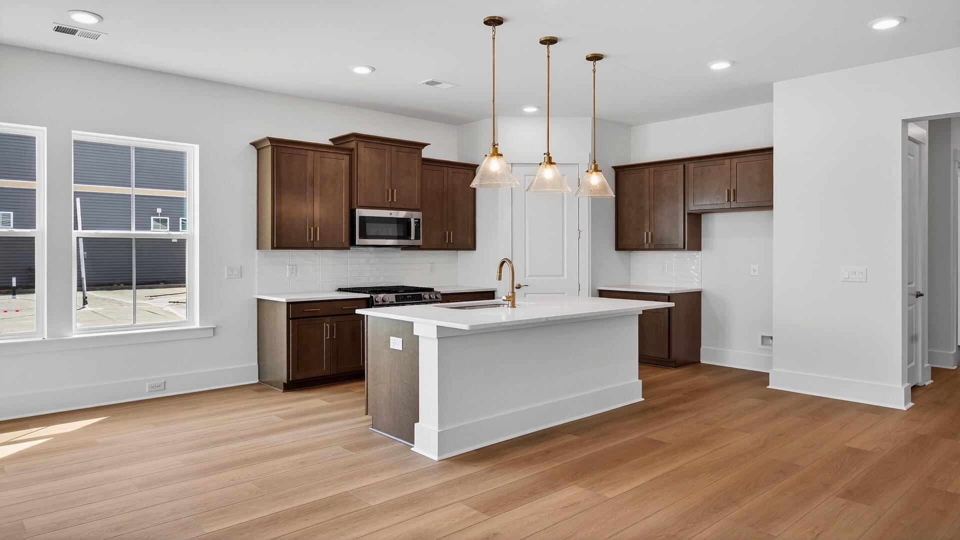 504 Ocean Mist Way Summerville, SC 29486 - Photo 10 of 17 Kitchen(4)
