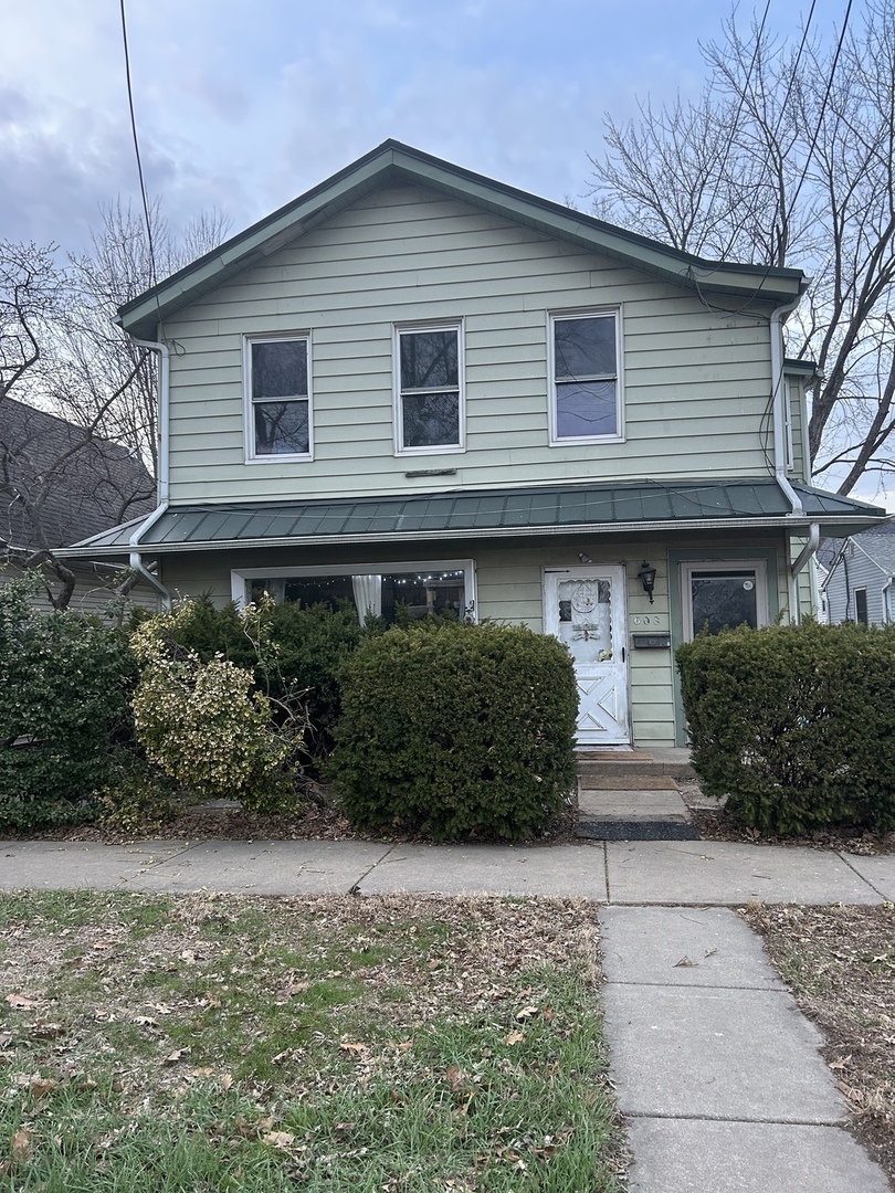 608 West Madison Street Ottawa, IL 61350 - Photo 1 of 30