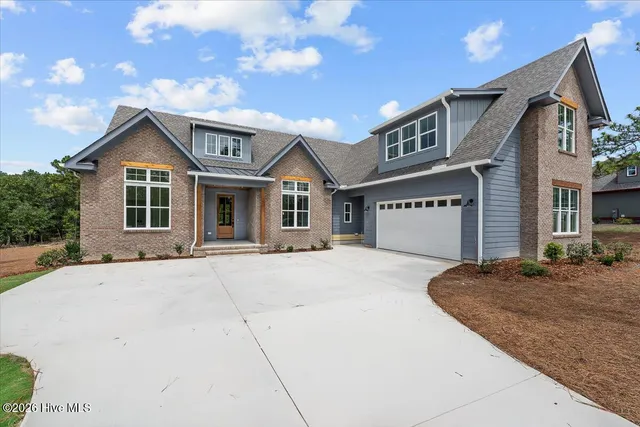$917,695 | 150 Sugar Sand Lane, West End, NC 27376
