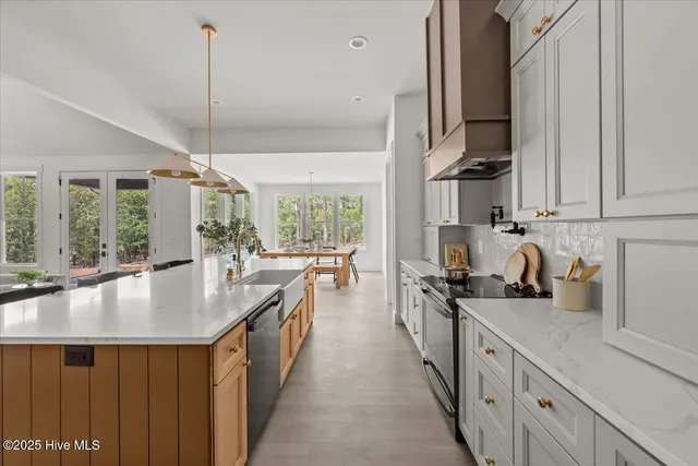 $917,695 | 150 Sugar Sand Lane, West End, NC 27376