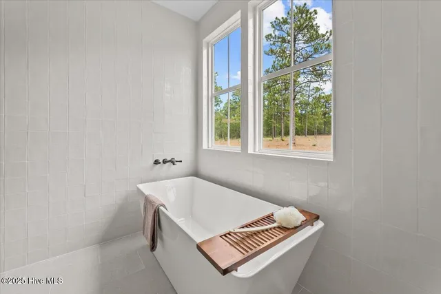 $917,695 | 150 Sugar Sand Lane, West End, NC 27376