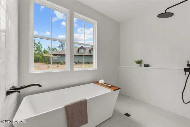 $917,695 | 150 Sugar Sand Lane, West End, NC 27376