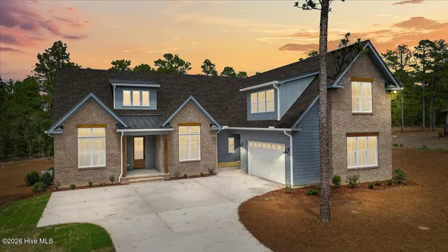 $917,695 | 150 Sugar Sand Lane, West End, NC 27376