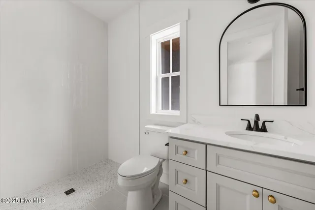 $917,695 | 150 Sugar Sand Lane, West End, NC 27376