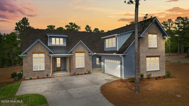 $917,695 | 150 Sugar Sand Lane, West End, NC 27376