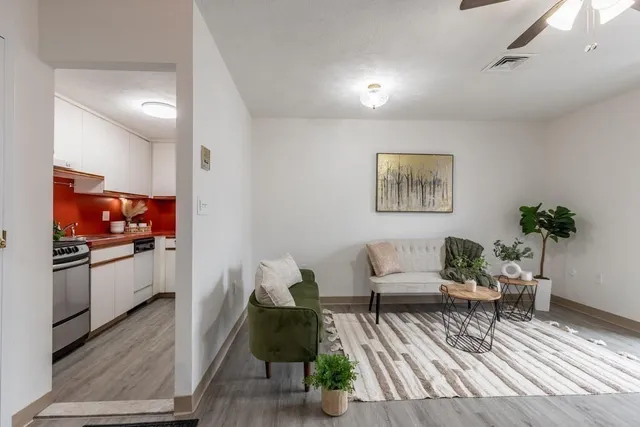 $2,500 | 15 Ferry Street, Unit 4, Everett, MA 02149