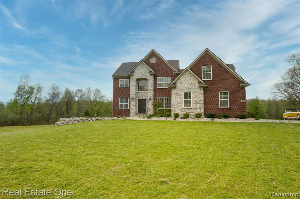 8110 Chambers Road Pinckney, MI 48169 - Photo 2 of 73