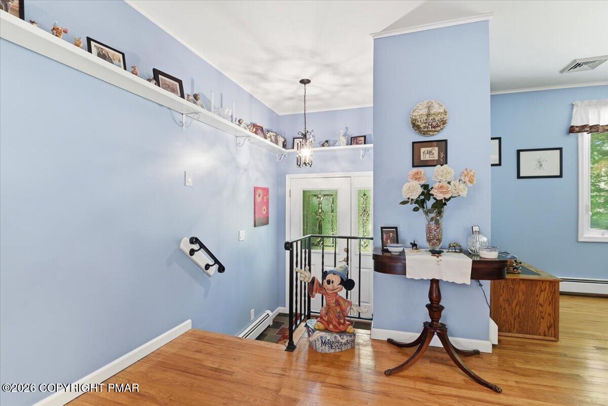 8188 Oak Ridge Lane Cresco, PA 18326 - Photo 7 of 52 10-003_DSC_2288