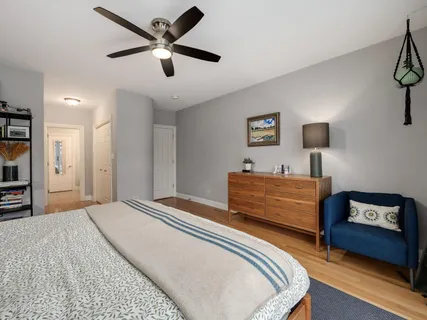 $700,000 | 1945 West Erie Street, Unit 1W, Chicago, IL 60622