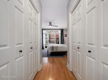 $700,000 | 1945 West Erie Street, Unit 1W, Chicago, IL 60622
