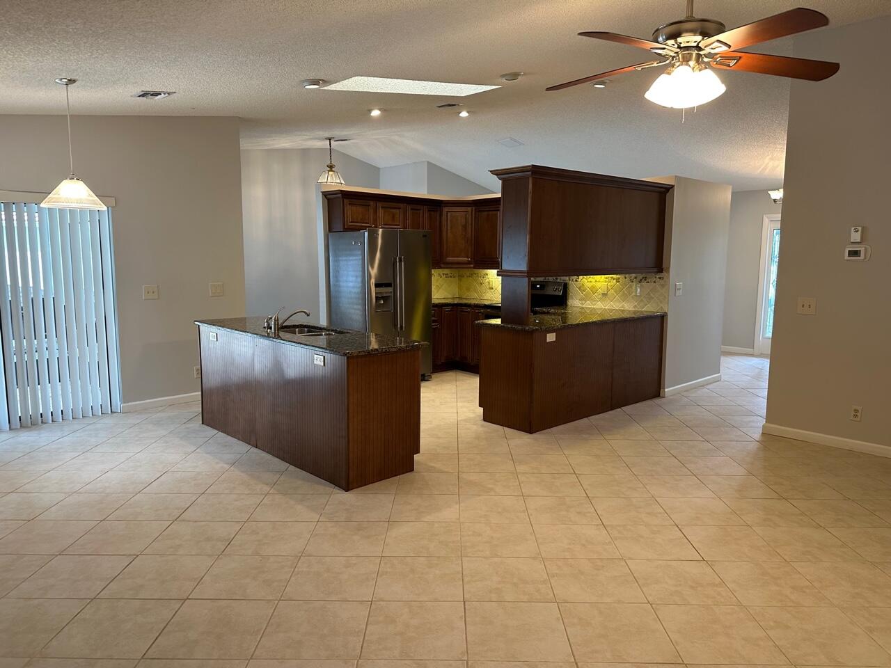 22421 Ensenada Way Boca Raton, FL 33433 - Photo 4 of 22 IMG_9258