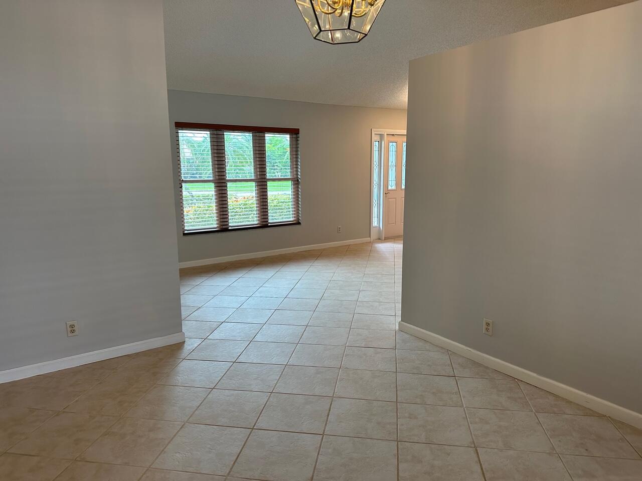 22421 Ensenada Way Boca Raton, FL 33433 - Photo 10 of 22 IMG_9247