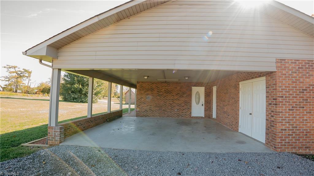 668 Tom Jones Road Ararat, NC 27007 - Photo 11 of 35 Gallery Image 11