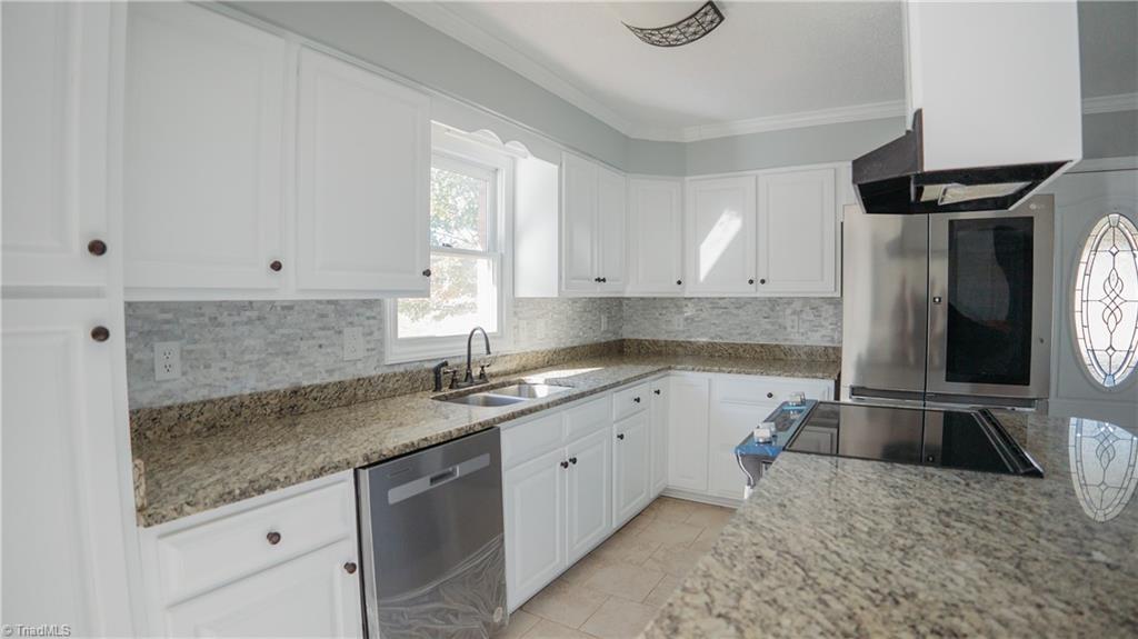668 Tom Jones Road Ararat, NC 27007 - Photo 16 of 35 Gallery Image 16