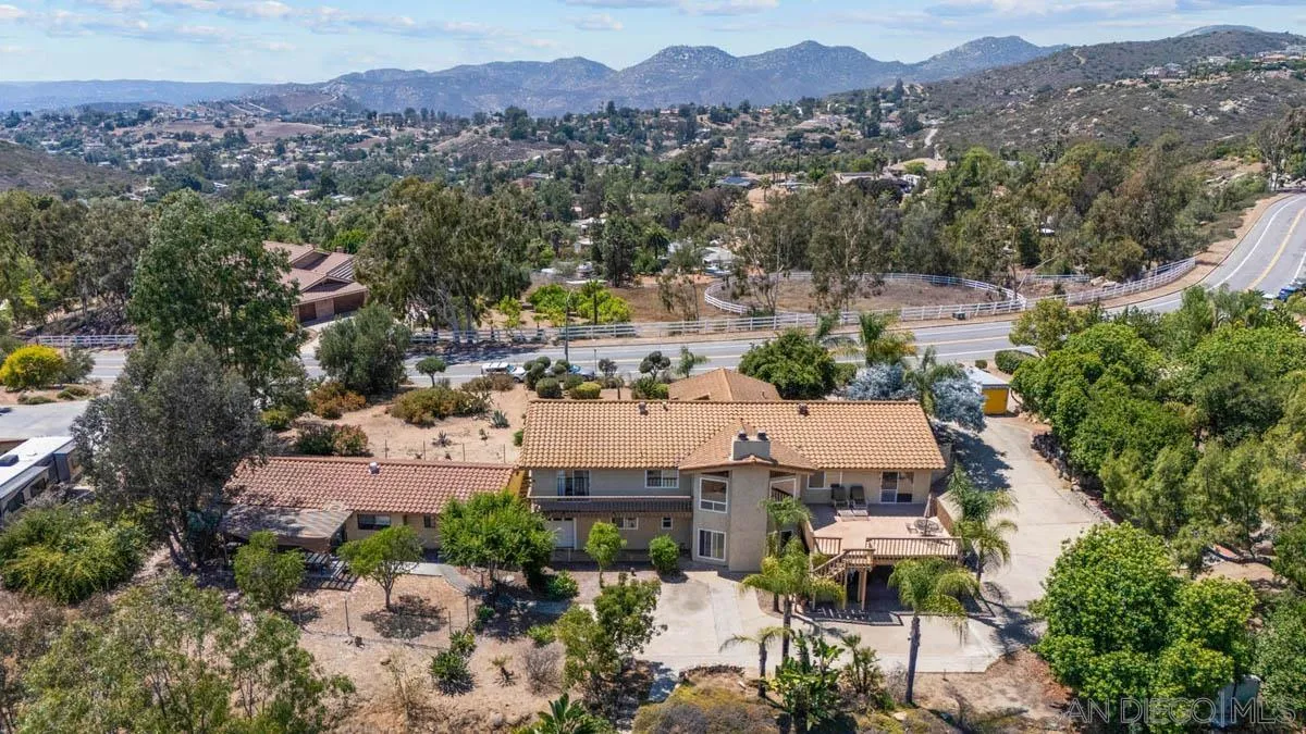 9895 El Capitan Real Road El Cajon, CA 92021 - Photo 1 of 48 Gallery Image 1
