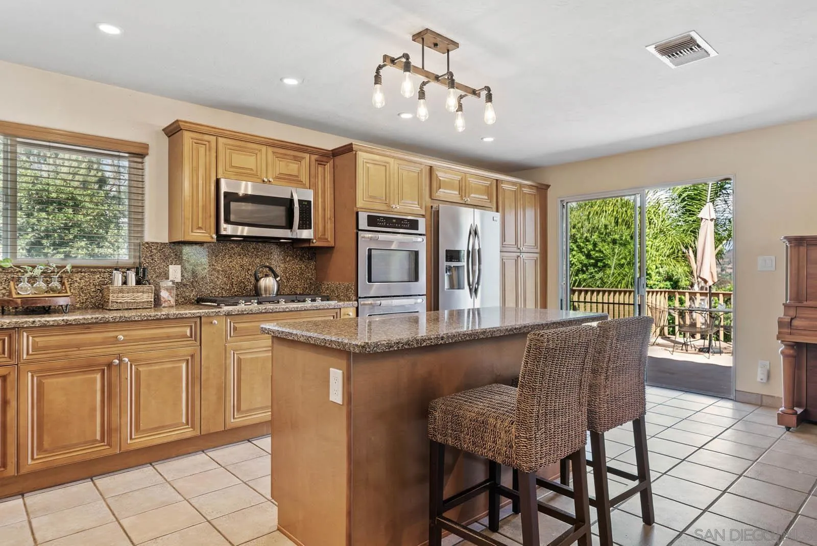 9895 El Capitan Real Road El Cajon, CA 92021 - Photo 15 of 48 Gallery Image 15