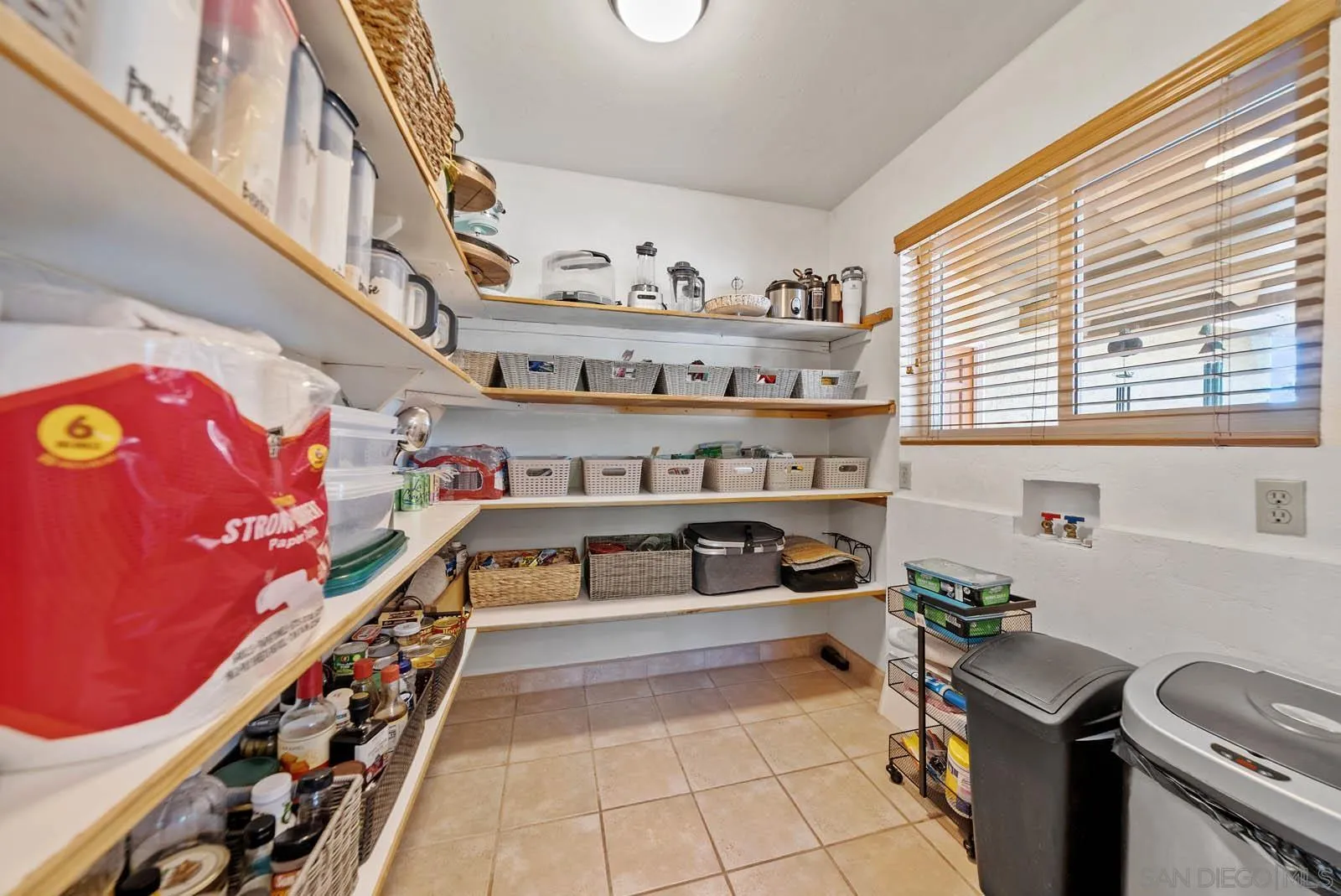 9895 El Capitan Real Road El Cajon, CA 92021 - Photo 17 of 48 Gallery Image 17