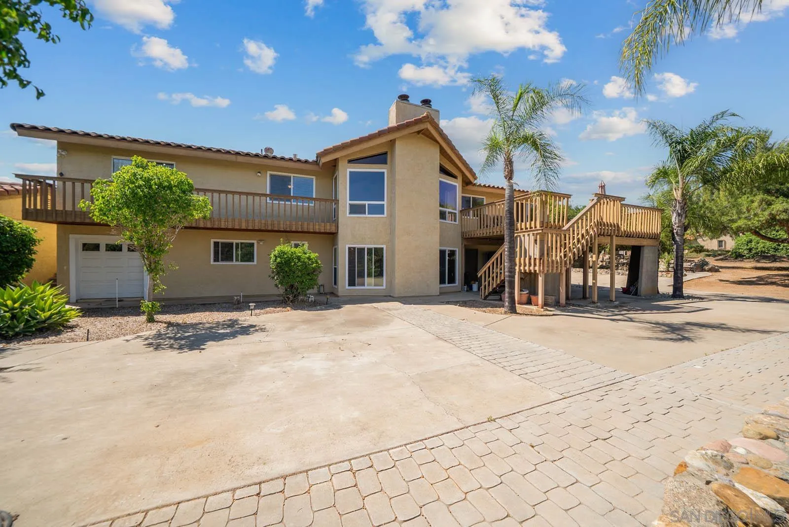 9895 El Capitan Real Road El Cajon, CA 92021 - Photo 2 of 48 Gallery Image 2