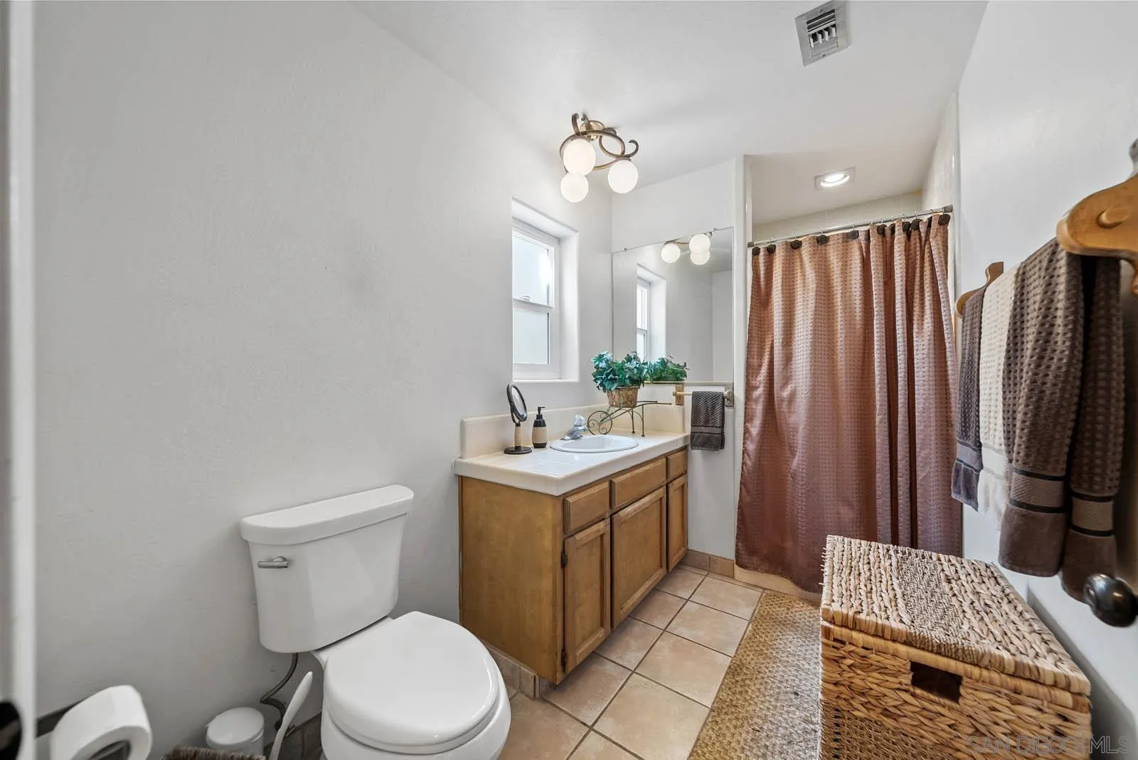 9895 El Capitan Real Road El Cajon, CA 92021 - Photo 27 of 48 Gallery Image 27
