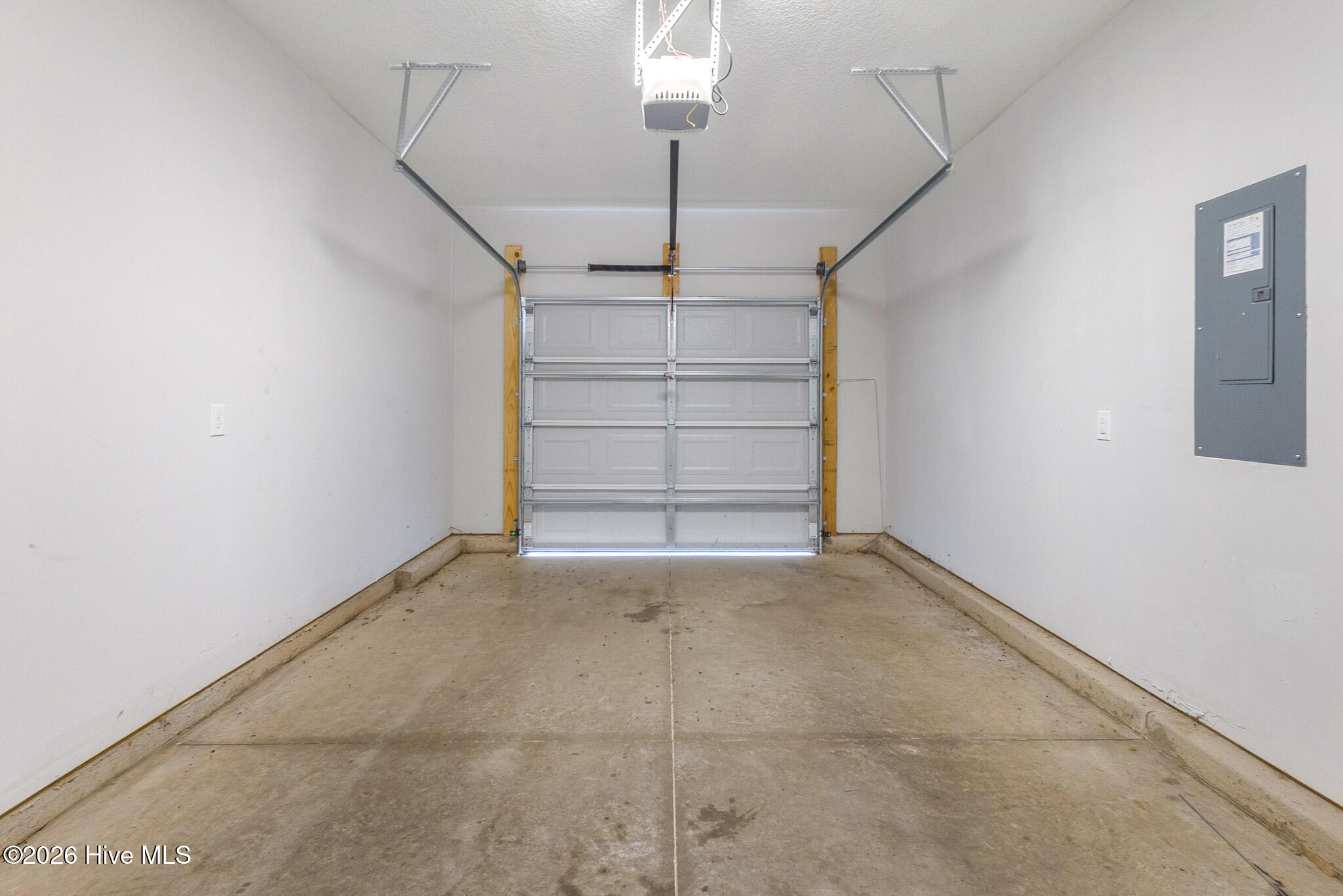 414 Vandemere Court Holly Ridge, NC 28445 - Photo 30 of 40 IMG_1543