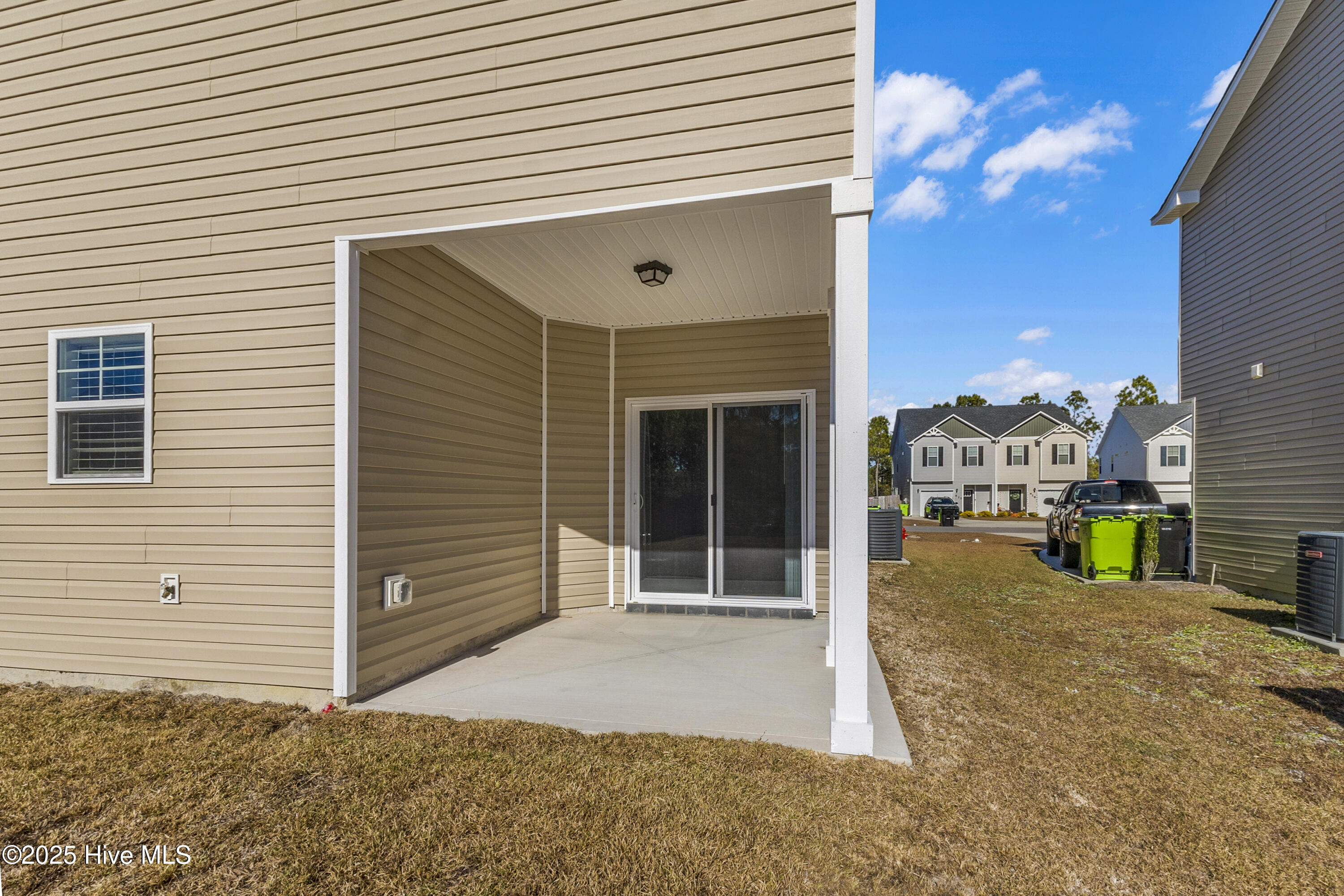 414 Vandemere Court Holly Ridge, NC 28445 - Photo 34 of 40 IMG_1603