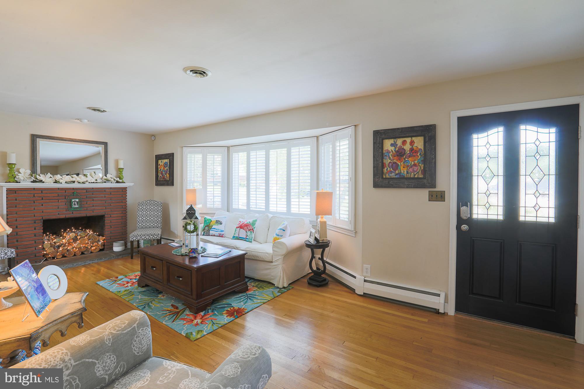923 Starbit Road Baltimore, MD 21286 - Photo 5 of 70 Gallery Image 5