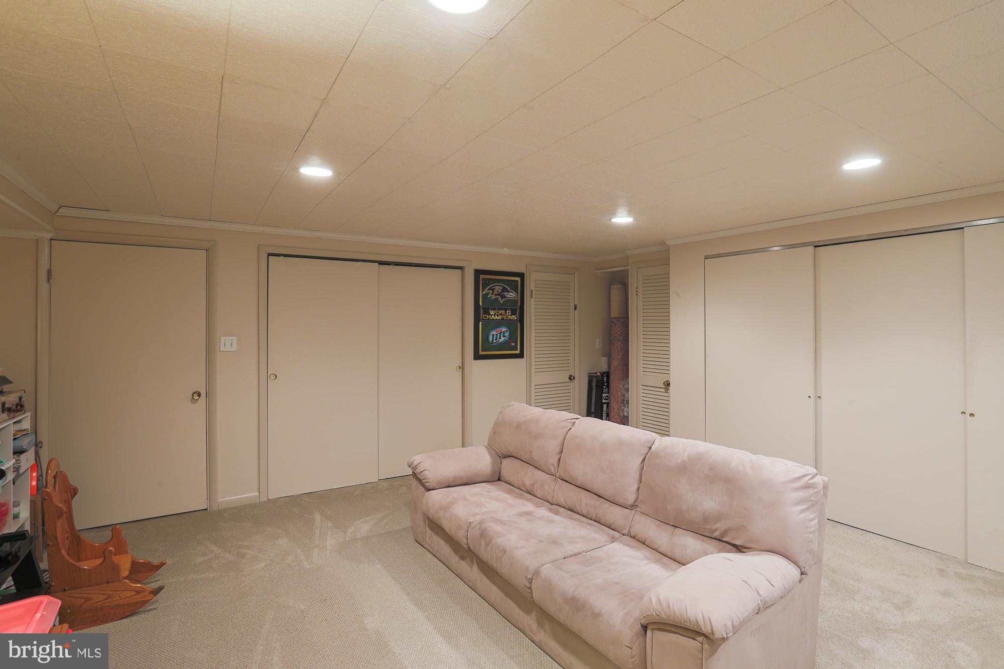 923 Starbit Road Baltimore, MD 21286 - Photo 44 of 70 Gallery Image 44