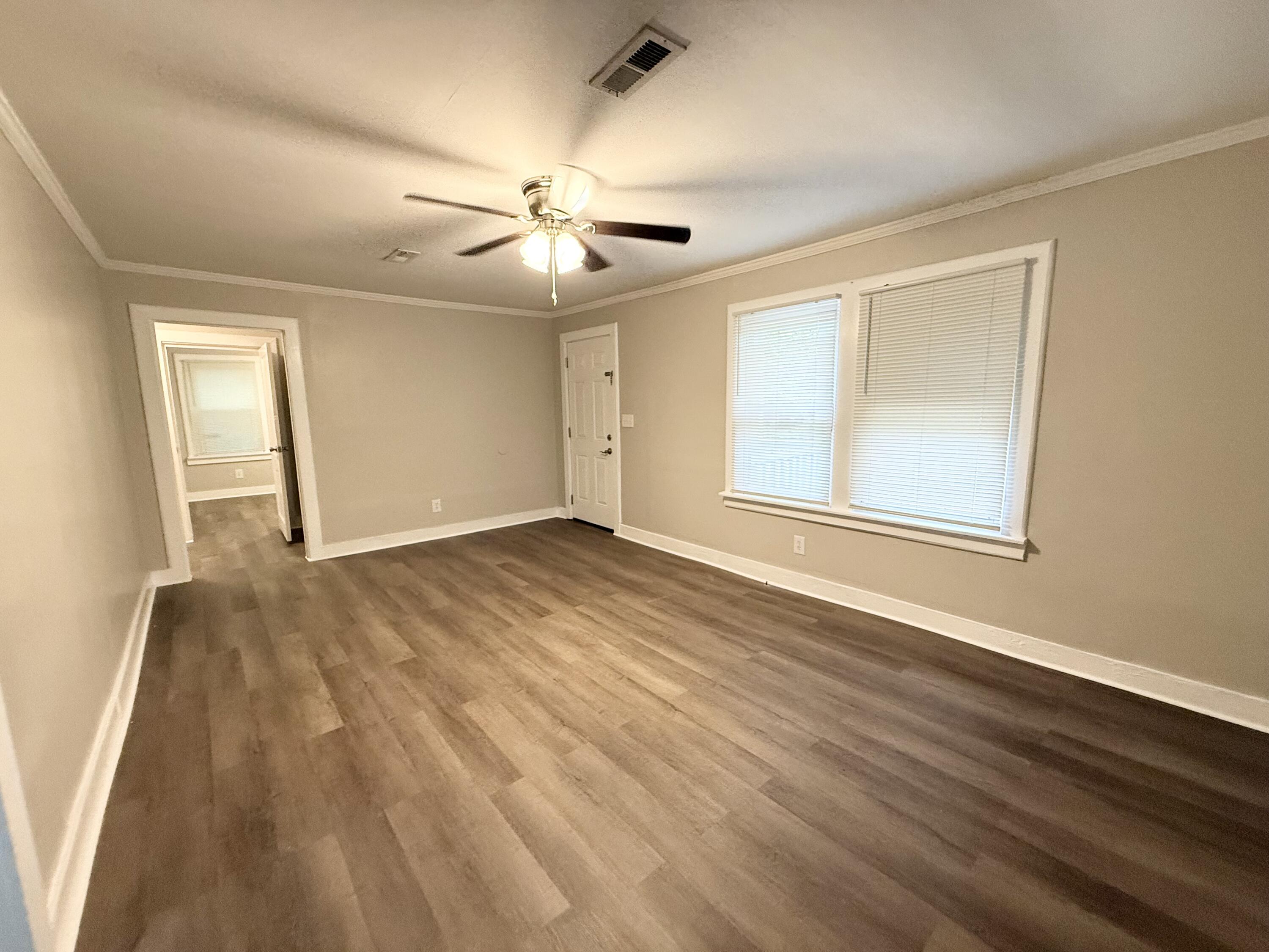 307 Mill Street Walterboro, SC 29488 - Photo 11 of 16 living room