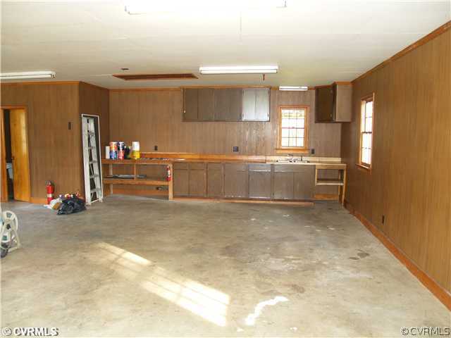 7948 Woodbrook Road Quinton, VA 23141 - Photo 9 of 10 Parking Lot/Garage - Cabinetry and Bathroom in Fin